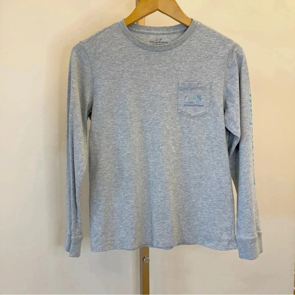 Vineyard Vines Boys Size M Three Tone Ombre Whale Long-Sleeve Pocket Tee Casual - Picture 4 of 13